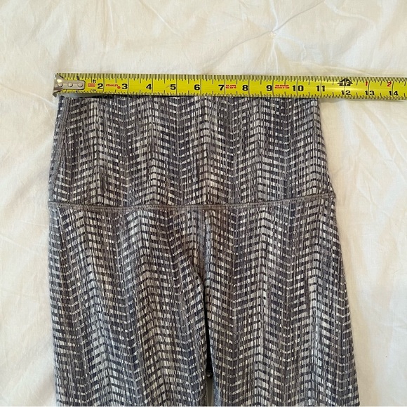 Lululemon - Picture 10 of 11